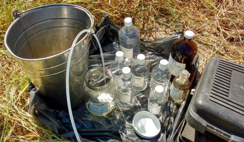Amostragem de água para Análises Químicas Jardins - Amostragem de água para Análises