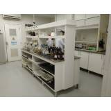 laboratório de análise química